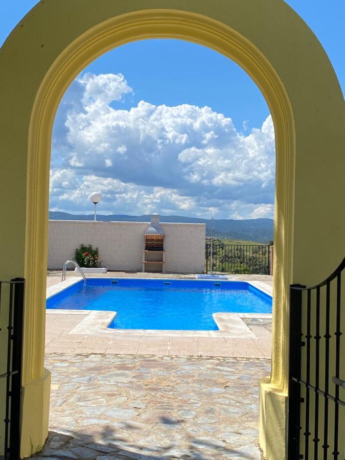 Casa Rural Montes De Trigo Villa Jerez De Los Caballeros Exterior photo